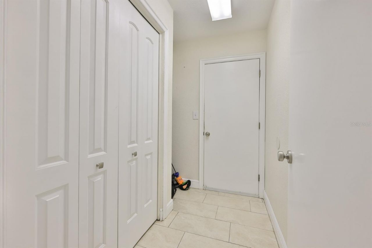 9275 133rd Street, Seminole, FL 33776 Photo