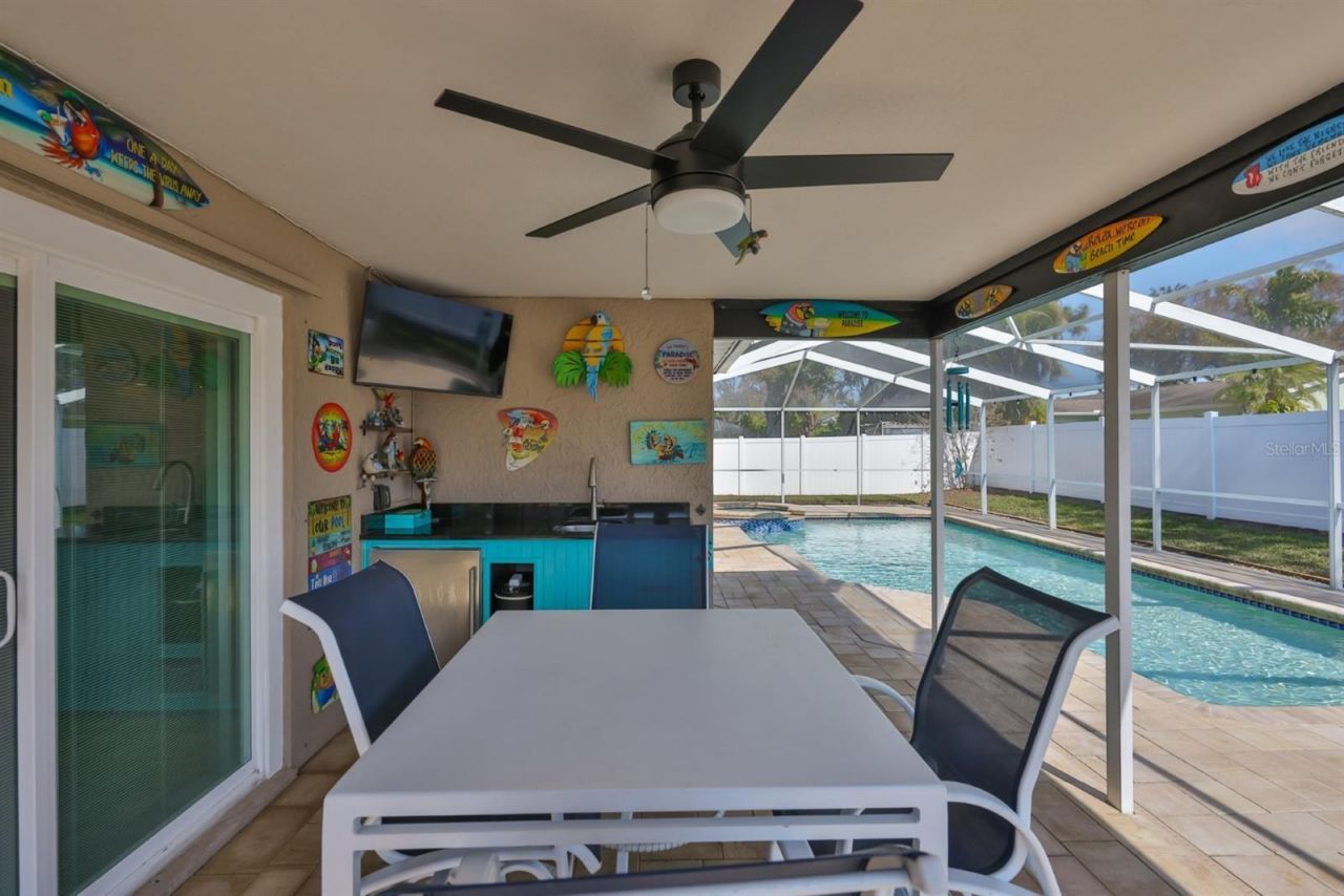 9275 133rd Street, Seminole, FL 33776 Photo