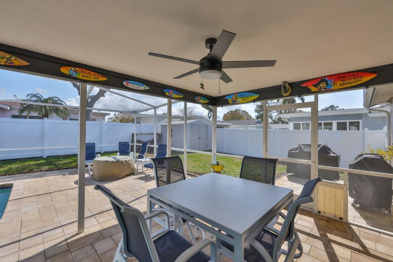 9275 133rd Street, Seminole, FL 33776 Photo