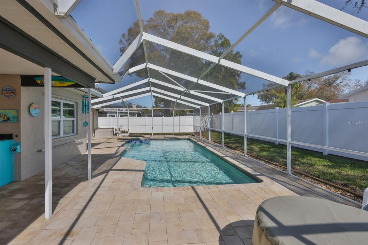 9275 133rd Street, Seminole, FL 33776 Photo