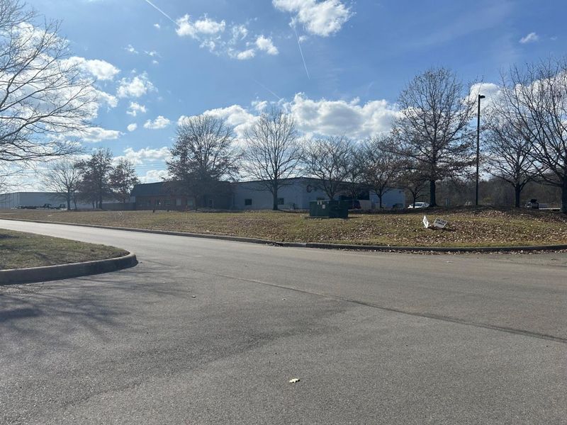 5695 Eco Parkway , Unit C, Frazeysburg, OH 43822 Photo 2