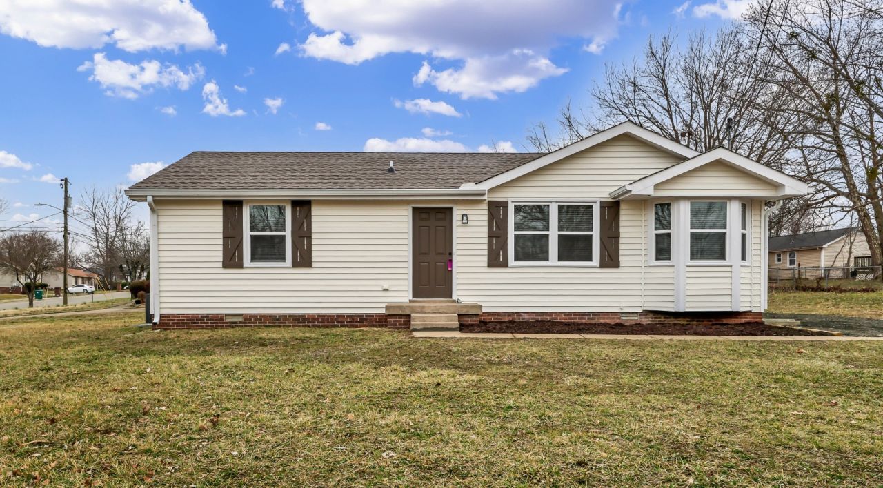 914 Poppy Dr, Clarksville, TN 37042 Main Photo
