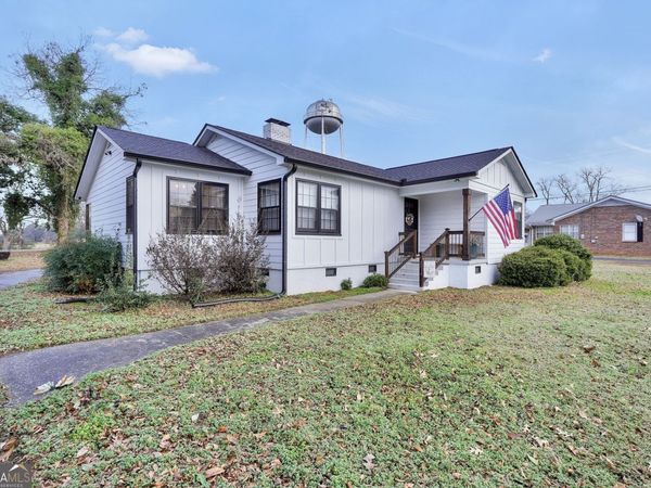 121 Mimosa Drive, Jenkinsburg, GA 30234