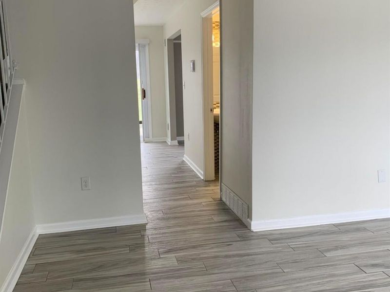 7752 Montgomery Road, Sycamore Township, OH 45236 Photo 3