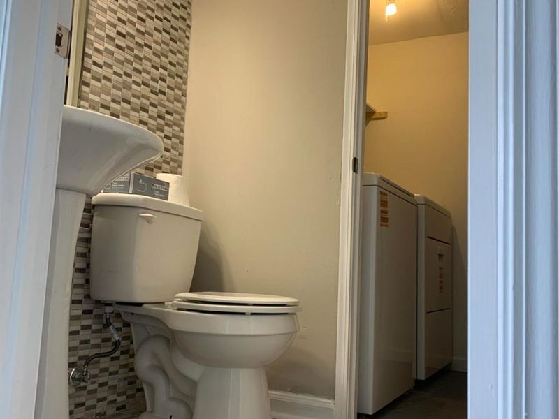 7752 Montgomery Road, Sycamore Township, OH 45236 Photo 4