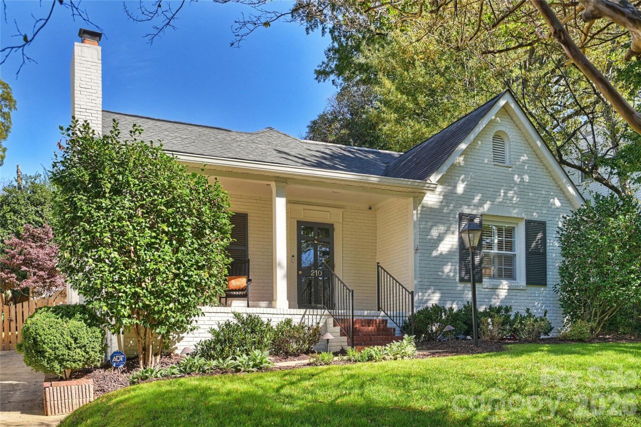 210 Dellwood Avenue, Charlotte, NC 28209 Main Photo