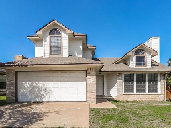 900 Clearwater TRL, Round Rock, TX 78664