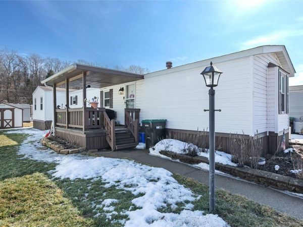 76 Hidden Valley Dr, Finleyville, PA 15332