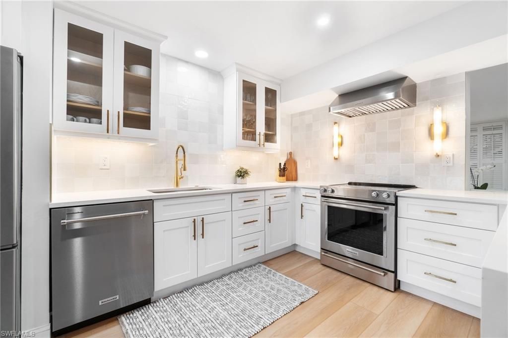 1222 Gordon Dr , Unit 2, Naples, FL 34102 Photo