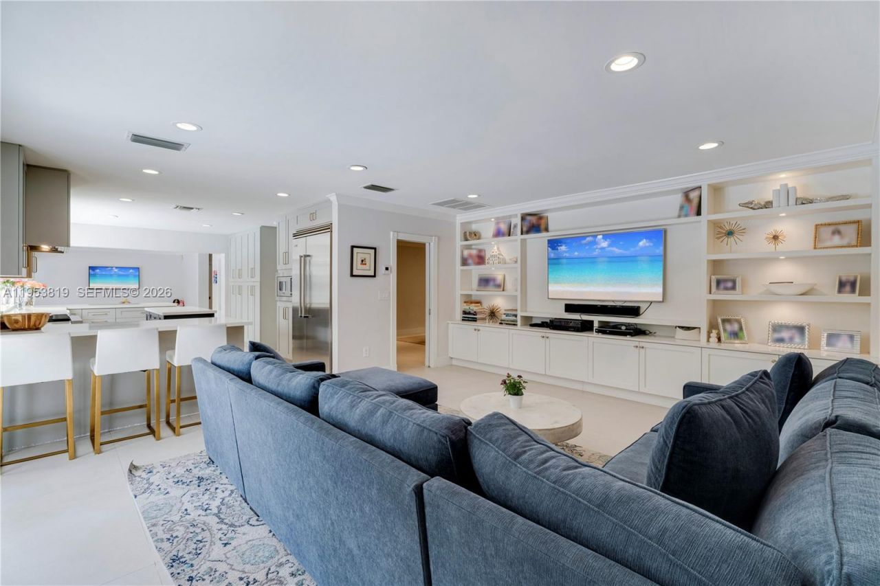 6700 SW 117th St , Pinecrest, FL 33156 Photo