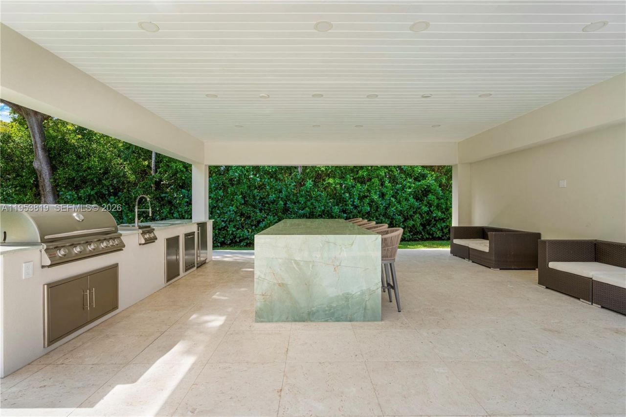 6700 SW 117th St , Pinecrest, FL 33156 Photo