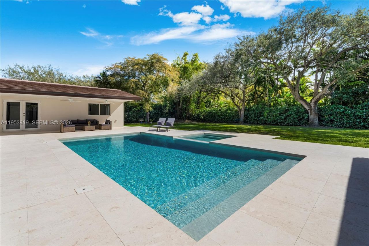 6700 SW 117th St , Pinecrest, FL 33156 Photo