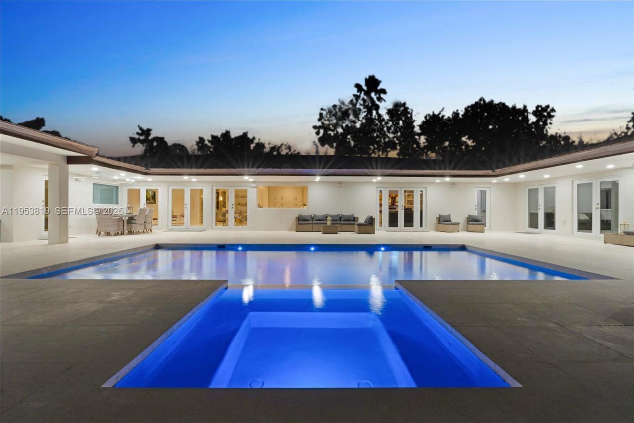 6700 SW 117th St , Pinecrest, FL 33156 Photo