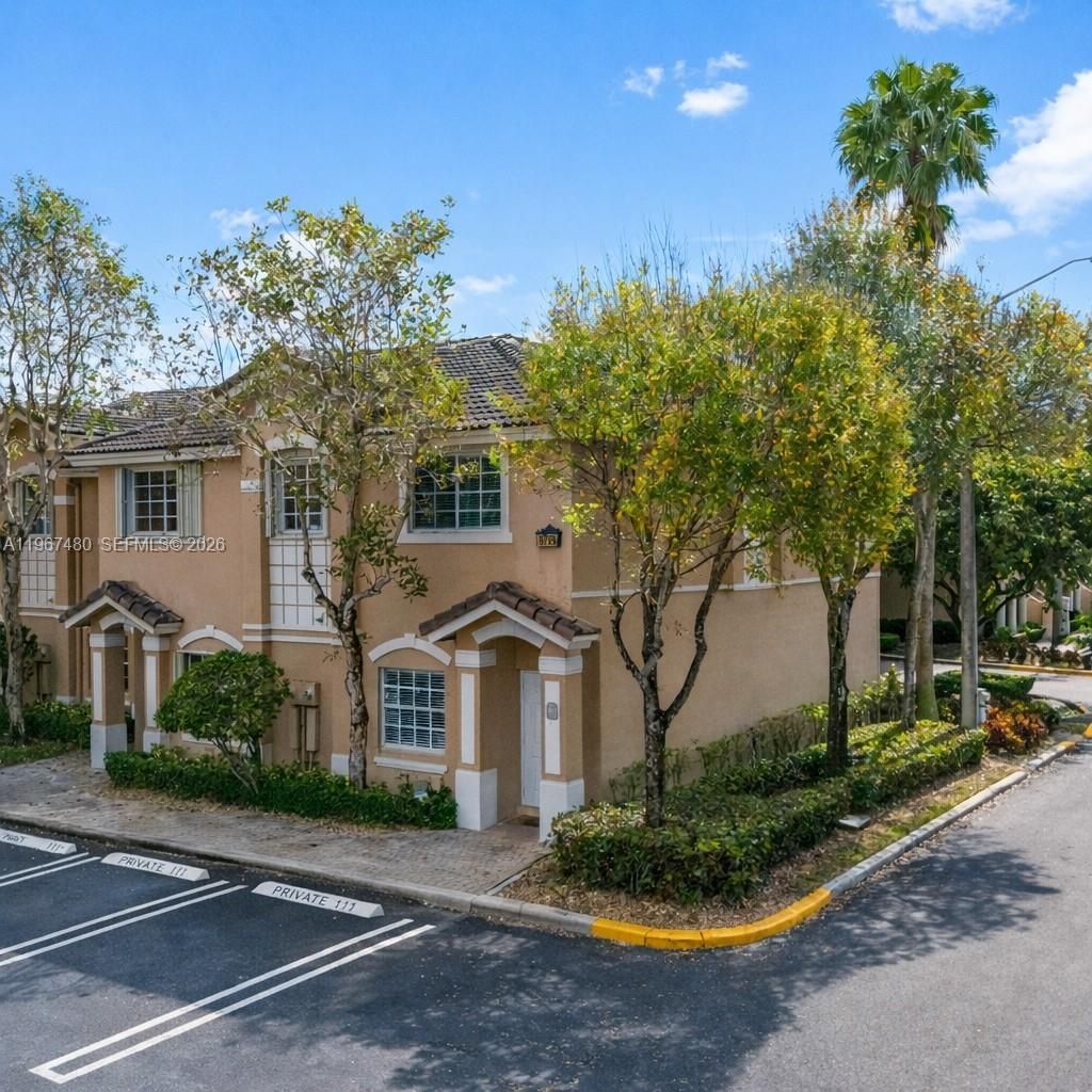 5725 NW 114th Path, Unit 114, Doral, FL 33178 Photo