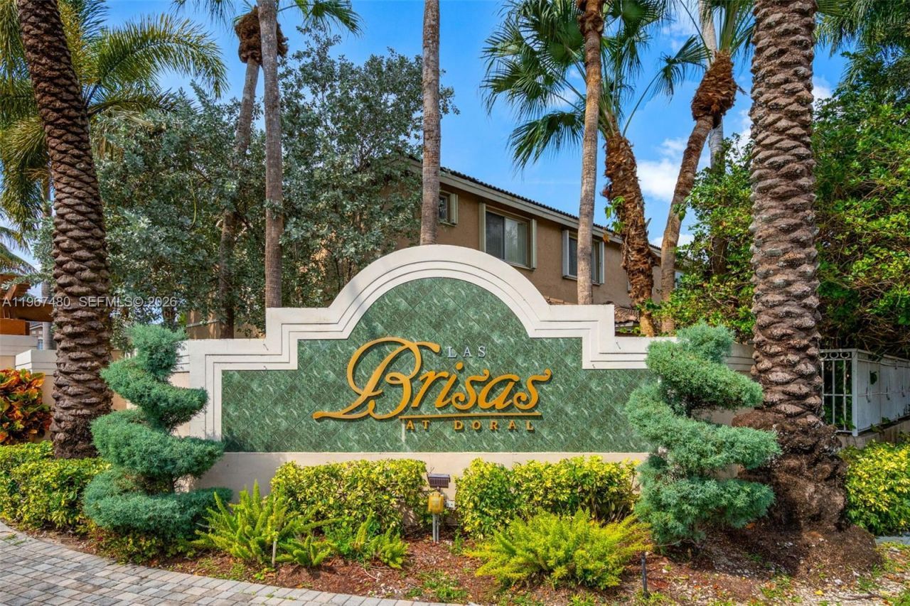 5725 NW 114th Path, Unit 114, Doral, FL 33178 Photo