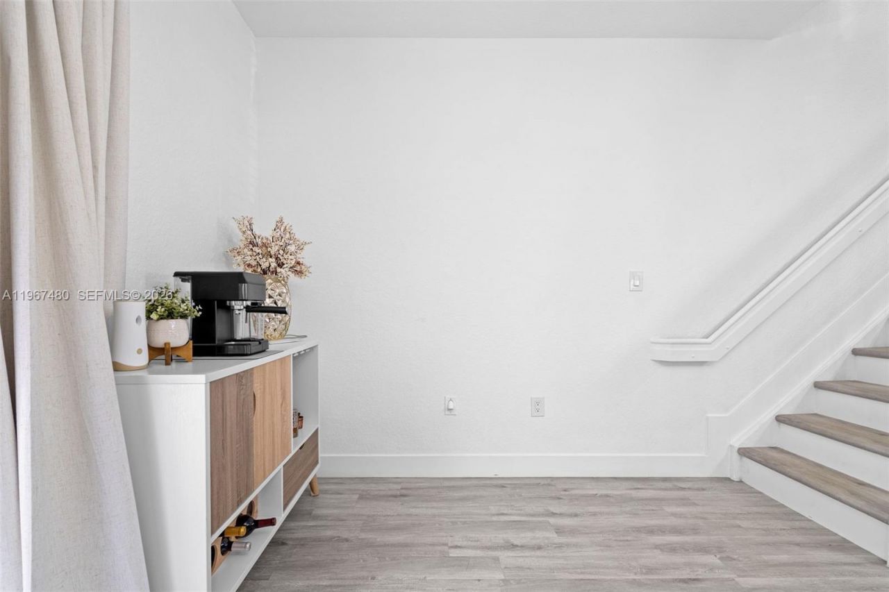 5725 NW 114th Path, Unit 114, Doral, FL 33178 Photo