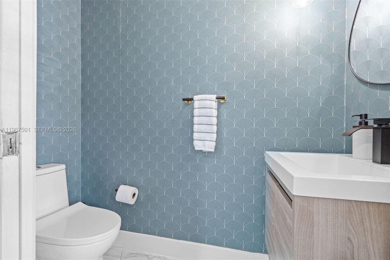 5725 NW 114th Path , Unit 114, Doral, FL 33178 Photo