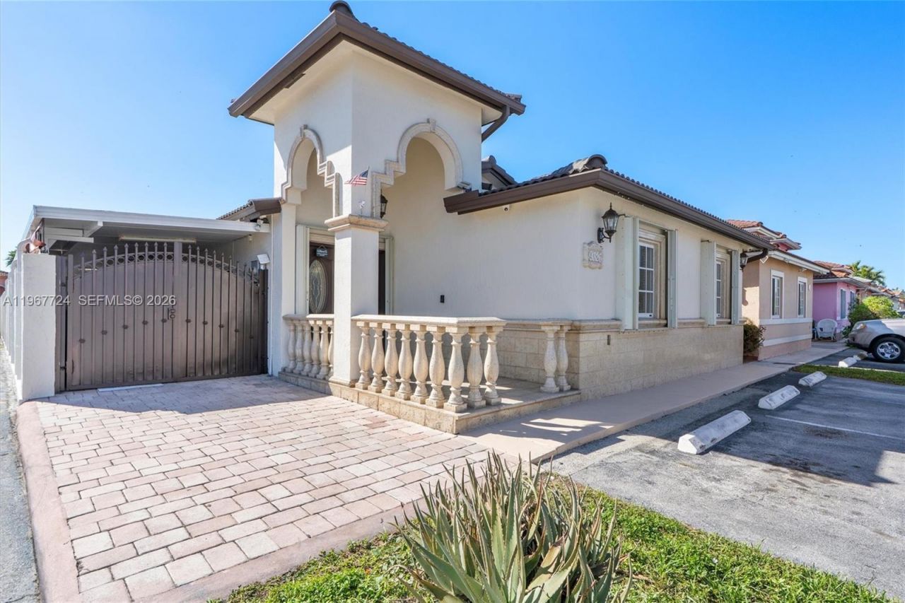 9326 NW 121st St, Unit 115, Hialeah Gardens, FL 33018 Photo