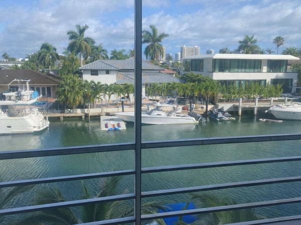 2935 NE 163rd St, Unit 3K, North Miami Beach, FL 33160