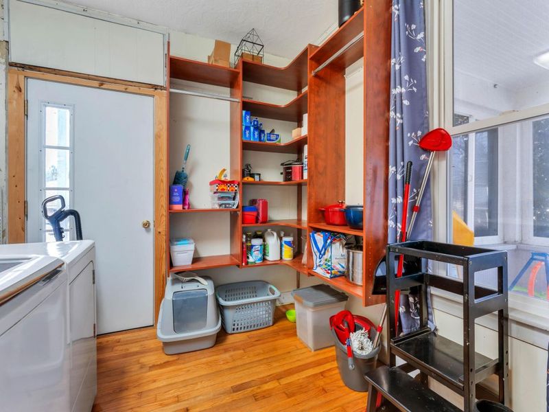 147 N Clayton Street, Centerburg, OH 43011 Photo 14