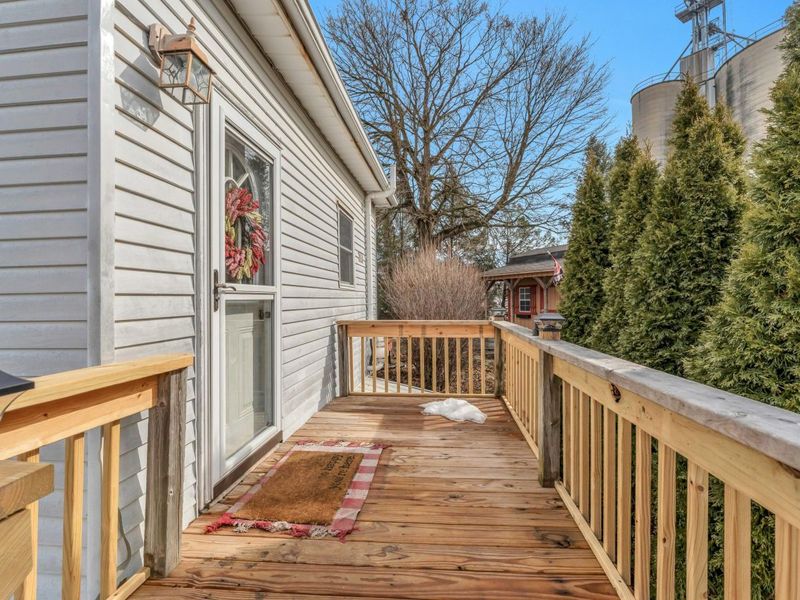 147 N Clayton Street, Centerburg, OH 43011 Photo 3