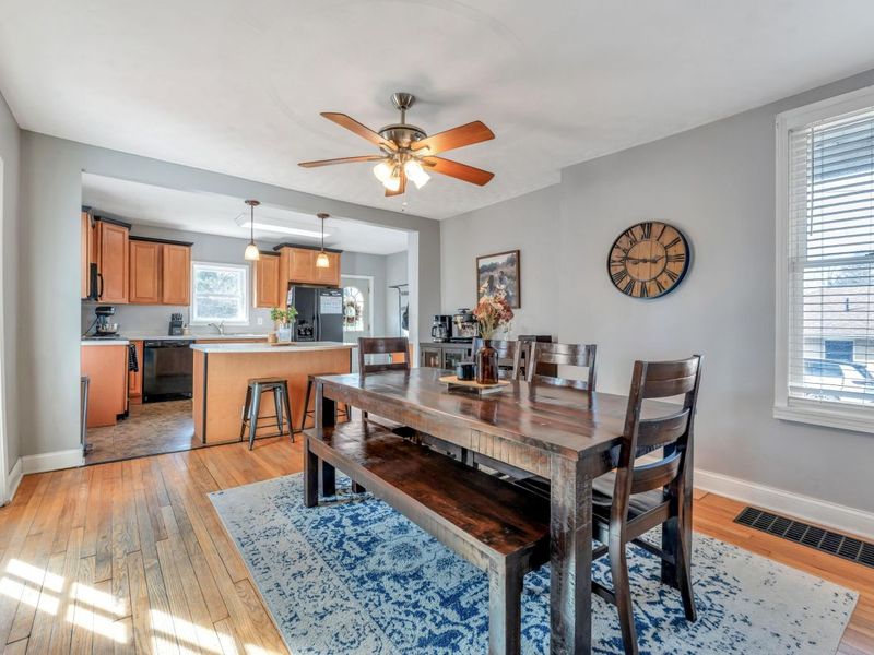 147 N Clayton Street, Centerburg, OH 43011 Photo 7