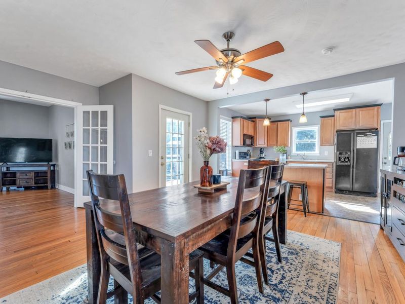 147 N Clayton Street, Centerburg, OH 43011 Photo 9