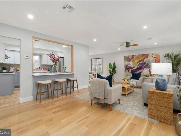 10 PERRY STREET, LAMBERTVILLE, NJ 08530