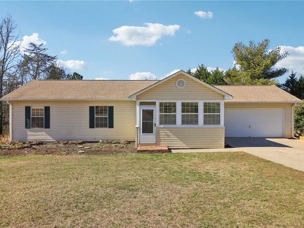 110 Dawson Trace, Dawsonville, GA 30534