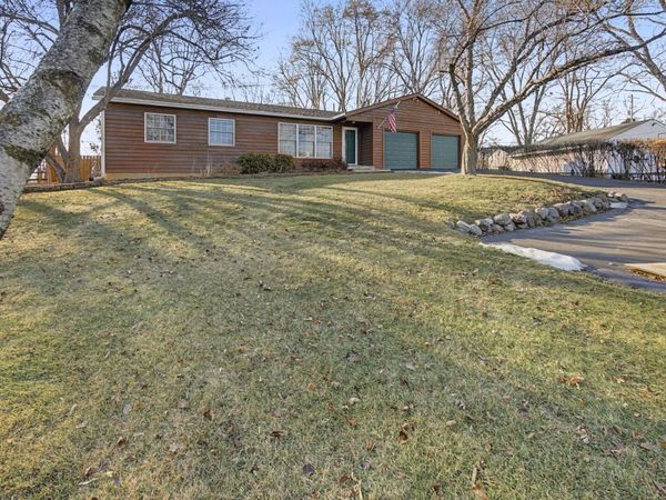 934 Highland Road, Mundelein, IL 60060