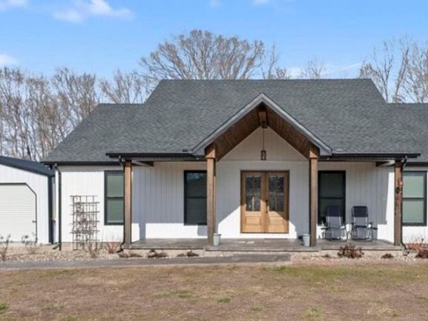 1308 Summer Shade Road, Summer Shade, KY 42166