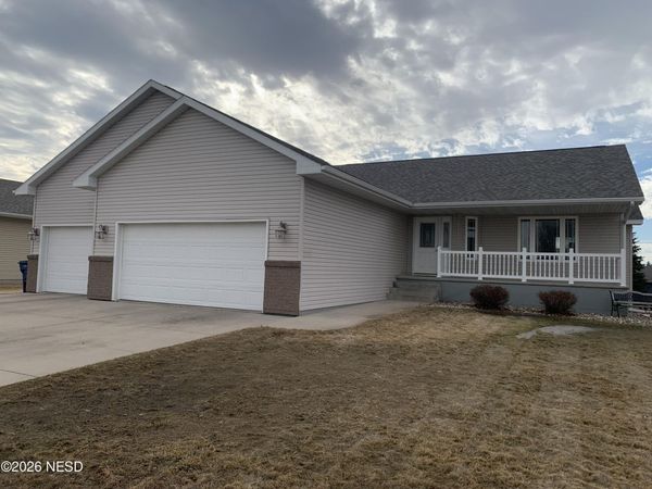 1000 18TH AVENUE NE, Watertown, SD 57201