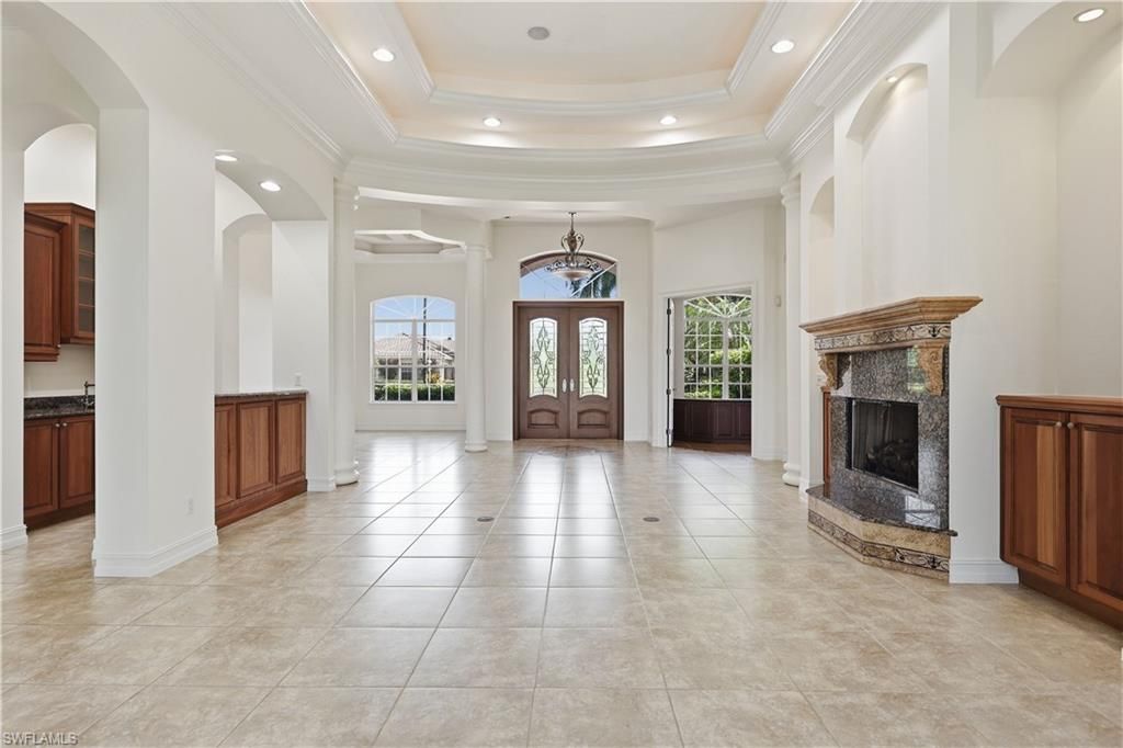 1687 Persimmon Dr, Naples, FL 34109 Photo