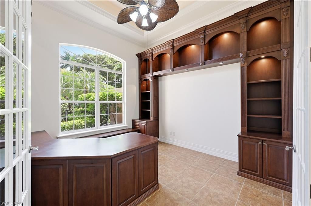 1687 Persimmon Dr, Naples, FL 34109 Photo