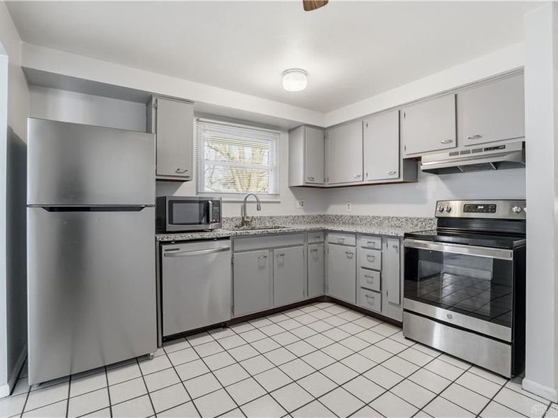 5139 Waverly Street, Enon Vlg, OH 45324 Photo 17