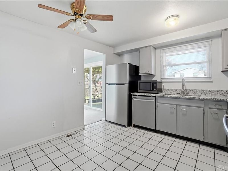 5139 Waverly Street, Enon Vlg, OH 45324 Photo 19