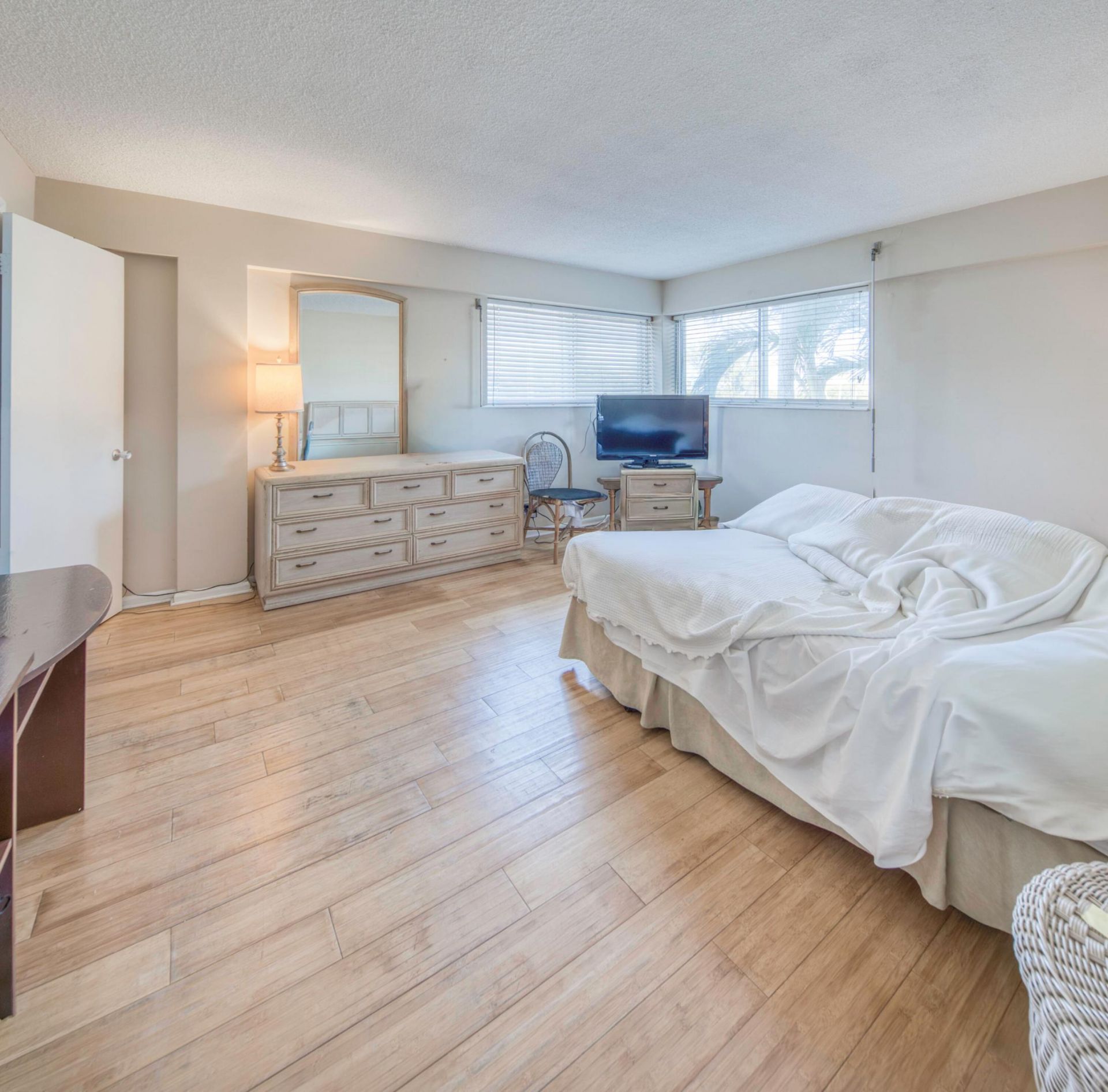 1 N Golfview Road, Unit 205, Lake Worth Beach, FL 33460 Photo