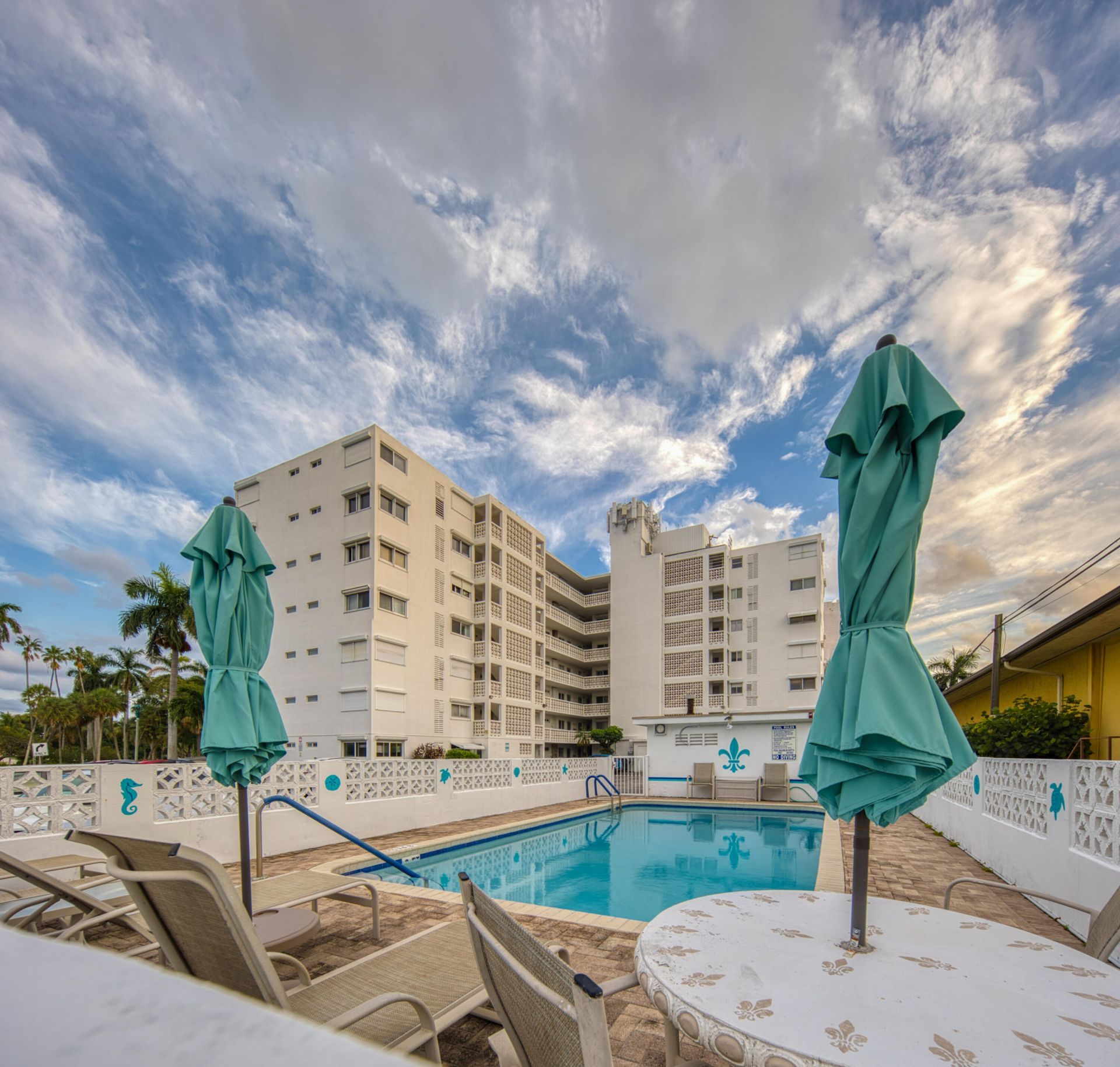 1 N Golfview Road, Unit 205, Lake Worth Beach, FL 33460 Photo