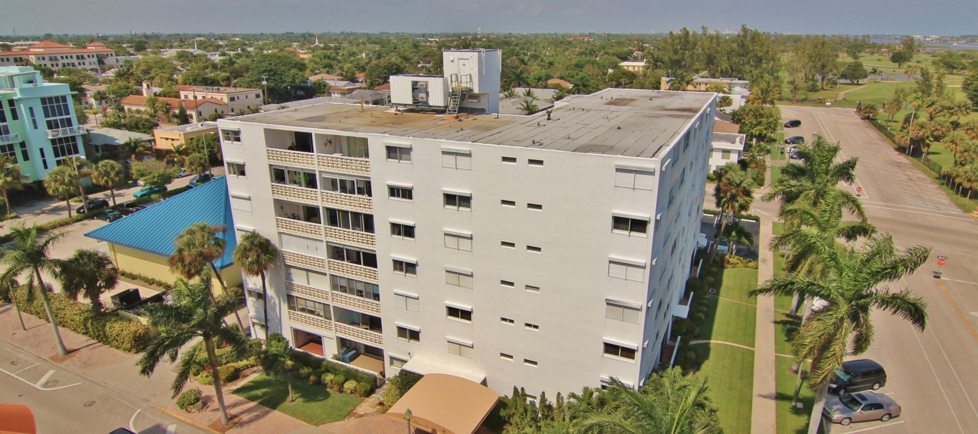 1 N Golfview Road, Unit 205, Lake Worth Beach, FL 33460 Photo