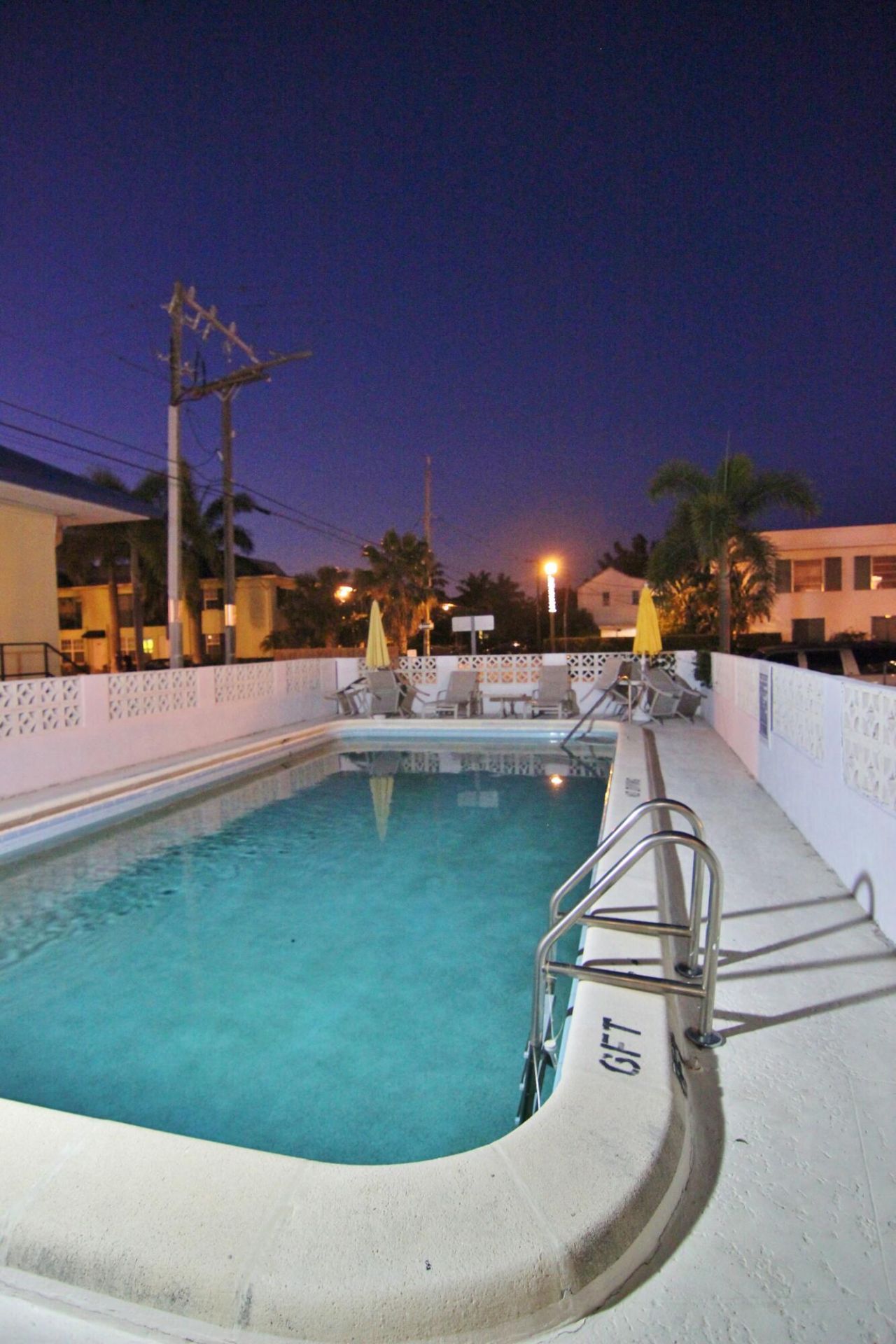1 N Golfview Road, Unit 205, Lake Worth Beach, FL 33460 Photo