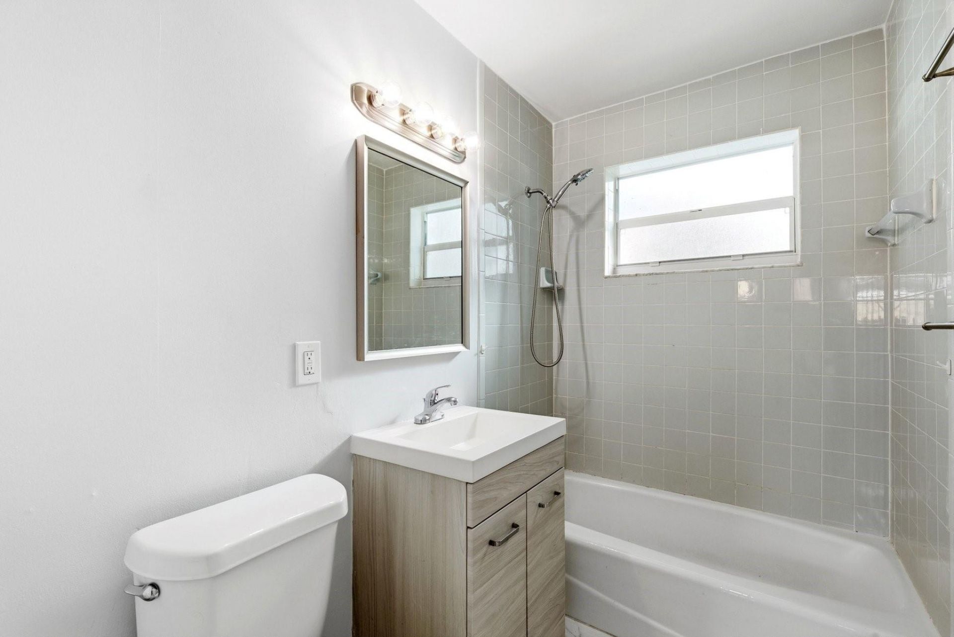 5961 NW 42nd Avenue, Fort Lauderdale, FL 33319 Photo