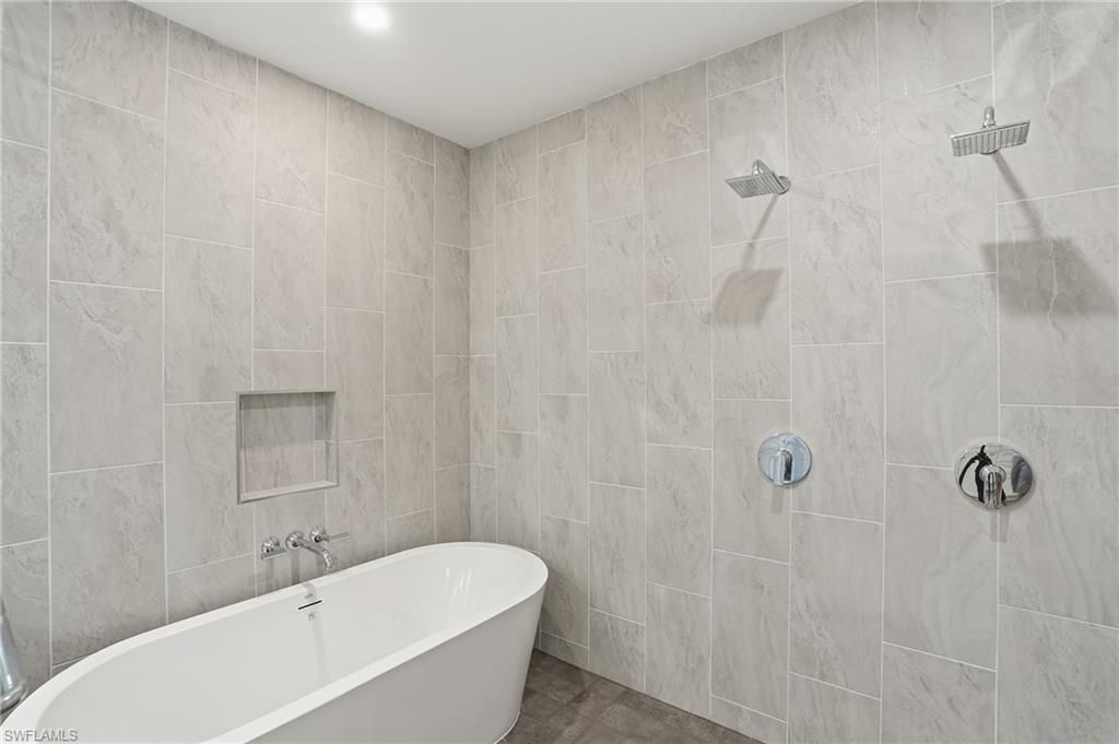 4810 Pelican Colony, Unit 403, Bonita Springs, FL 34134 Photo