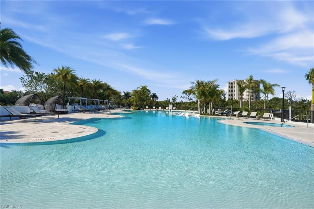 4810 Pelican Colony, Unit 403, Bonita Springs, FL 34134 Photo