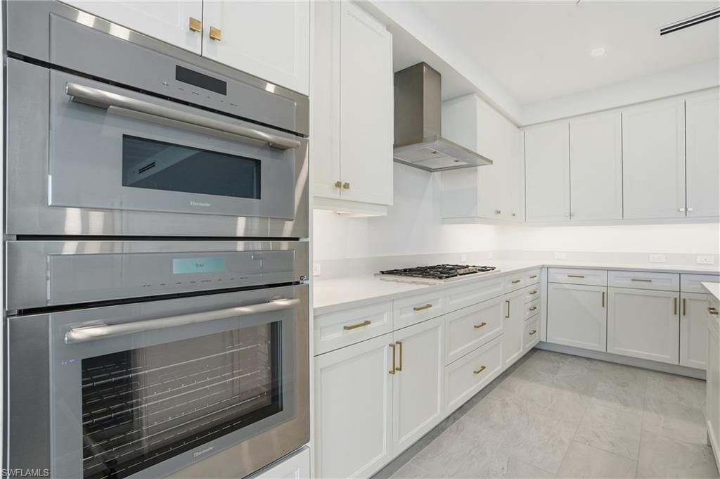 4810 Pelican Colony, Unit 403, Bonita Springs, FL 34134 Photo