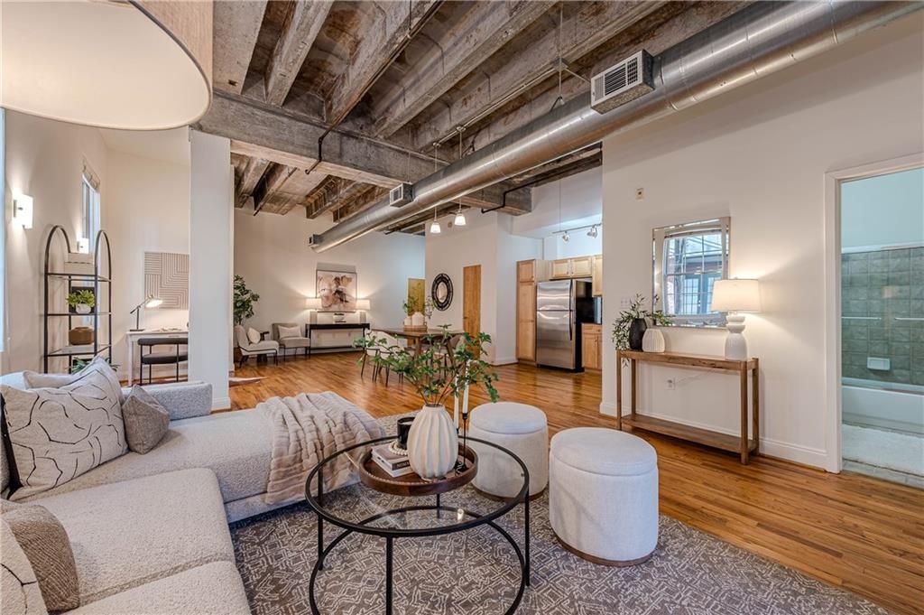 1801 Liberty Lane, Roswell, GA 30075 Main Photo