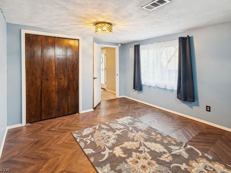 725 N Hawkins Avenue, Akron, OH 44313 Photo 31