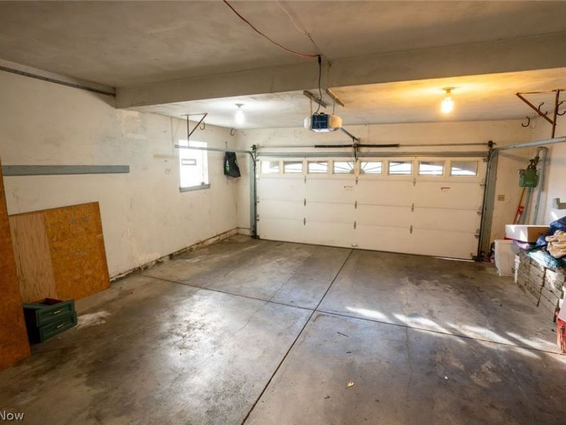 725 N Hawkins Avenue, Akron, OH 44313 Photo 34