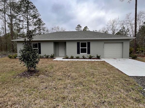 10175 BECKENGER AVENUE, HASTINGS, FL 32145