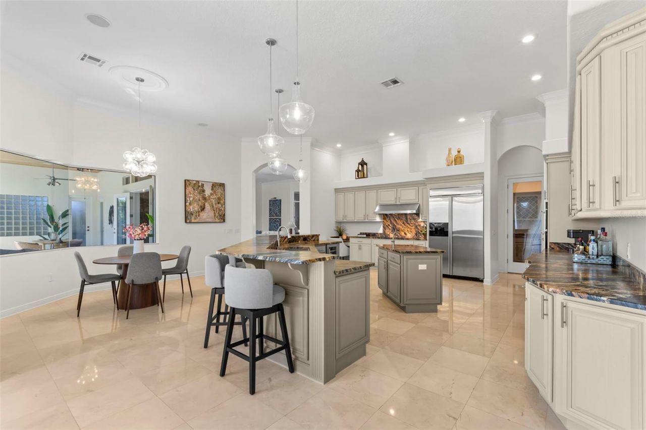 5264 61st Avenue S, Saint Petersburg, FL 33715 Photo