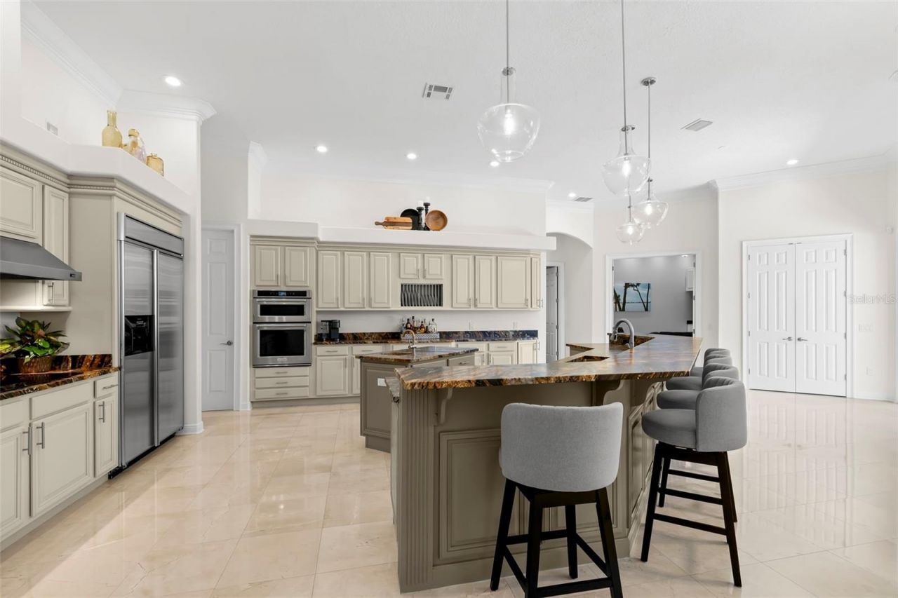 5264 61st Avenue S, Saint Petersburg, FL 33715 Photo